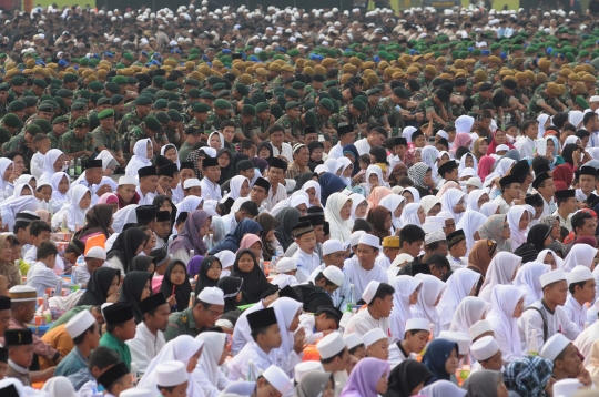 Doa bersama warga, TNI dan Polri memohon keselamatan bangsa di Monas