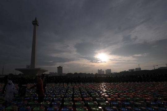 Doa bersama warga, TNI dan Polri memohon keselamatan bangsa di Monas