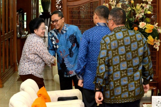 Ketua PAN Zulkifli Hasan sowan kediaman Megawati di Menteng