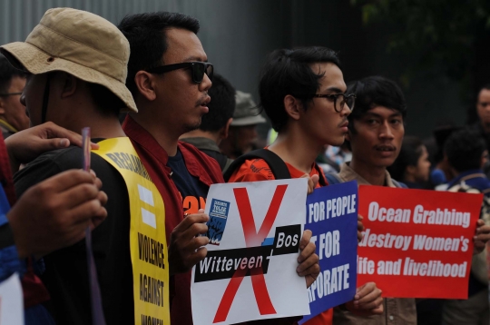 Tolak reklamasi Teluk Jakarta, massa geruduk Kedubes Belanda