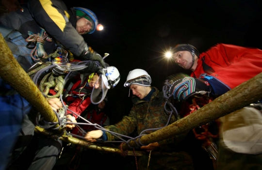 Keseruan lomba SAR di hutan bersuhu ekstrem Belarusia