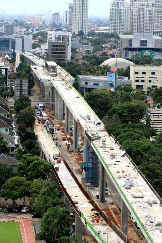 Memantau proyek JLNT Tendean-Ciledug yang sebentar lagi rampung