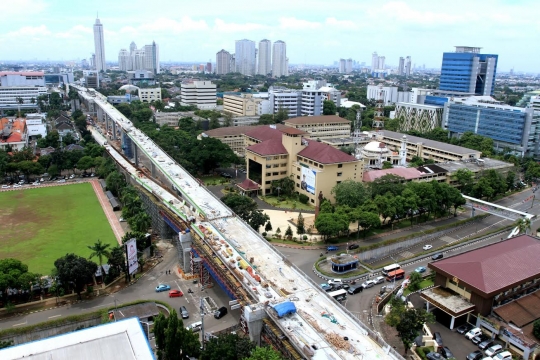 Memantau proyek JLNT Tendean-Ciledug yang sebentar lagi rampung