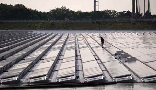 Canggihnya Jepang bangun pembangkit tenaga surya di atas waduk