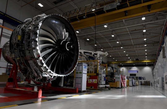 Mengunjungi pabrik mesin pesawat Airbus A350
