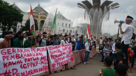 Berbagai aksi damai 2 Desember di sejumlah daerah di Indonesia