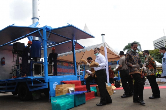 Jokowi musnahkan narkoba di Monas