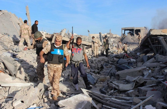 Kemenangan pejuang Libya usai menghabisi militan ISIS di Sirte