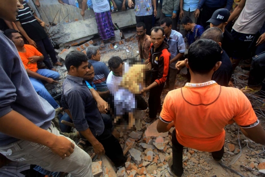 Potret duka warga Pidie Jaya usai diguncang gempa 6,5 SR