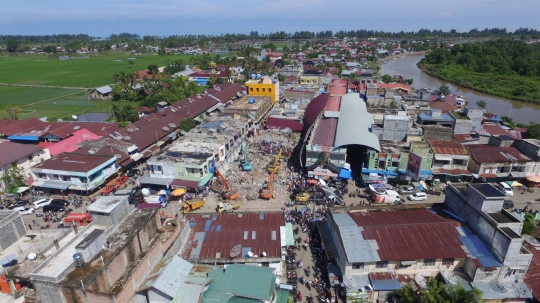 Pandangan udara lokasi terdampak gempa di Pidie Jaya