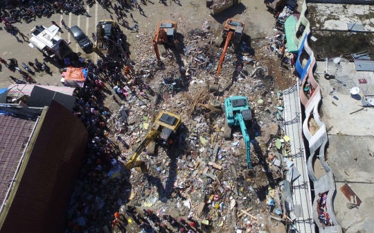 Pandangan udara lokasi terdampak gempa di Pidie Jaya