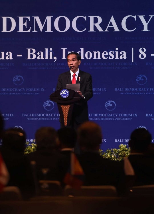 Jokowi bertemu dengan Mantan Sekjen PBB Kofi Annan di Bali