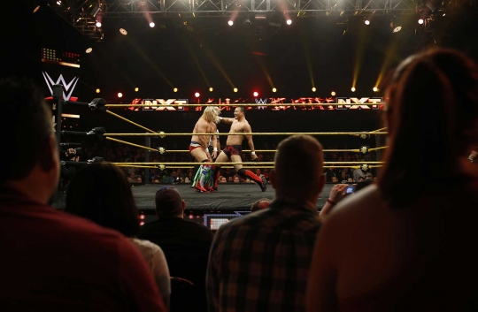 Aksi pegulat asal China di atas ring WWE NXT