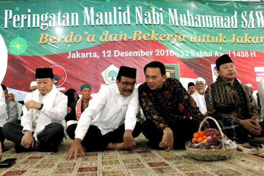 Ahok-Djarot hadiri Maulid Nabi SAW di Masjid Al Huda