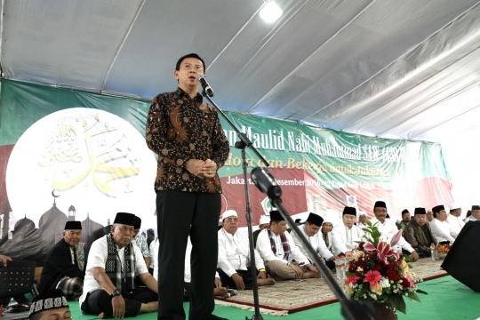 Ahok-Djarot hadiri Maulid Nabi SAW di Masjid Al Huda