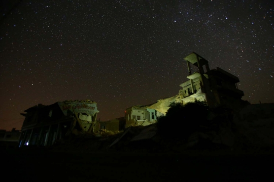 Gemerlap bintang terangi kegelapan daerah konflik Suriah