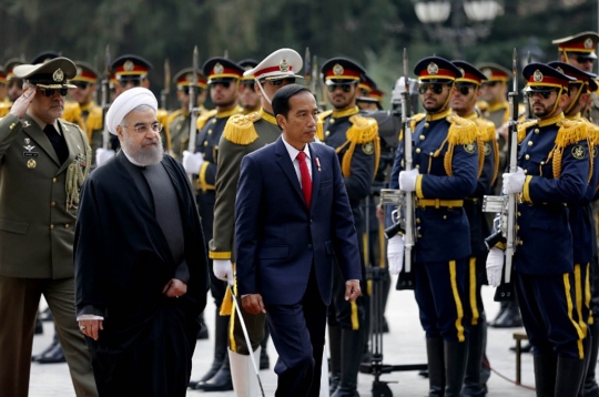 Hassan Rouhani sambut hangat kedatangan Jokowi di Iran