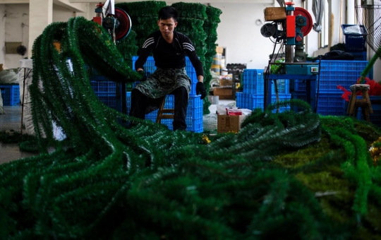 Ternyata begini pembuatan pohon Natal