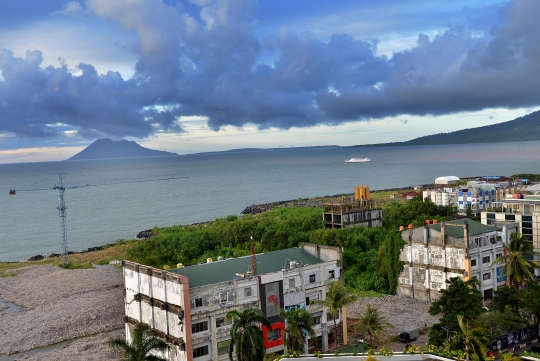 Melihat lebih dekat kawasan hasil reklamasi di Manado