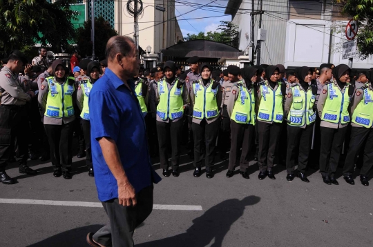 Aksi massa pendemo Ahok geruduk PN Jakarta Utara