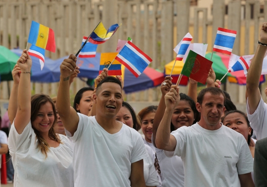 Suka cita perayaan Natal di penjara Peru