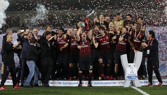Euforia AC Milan akhiri puasa gelar selama lima tahun