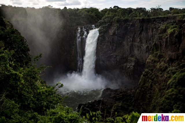  Foto  Penampakan air terjun  paling spektakuler di Afrika 