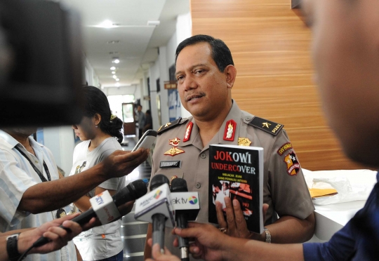 Penulis buku Jokowi Undercover dikenakan pasal UU ITE