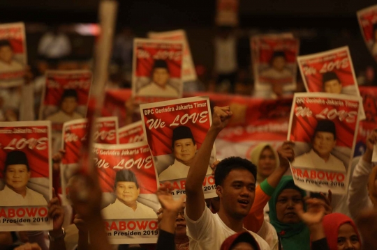 Rapat kader Gerindra, Prabowo 'coblos' gambar pasangan Anies-Sandi