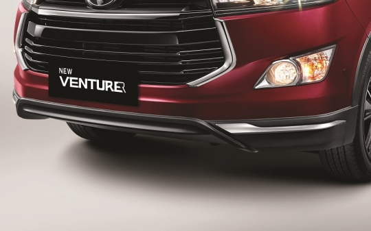 Beginilah detail penampakan New Kijang Innova Venturer, super keren!