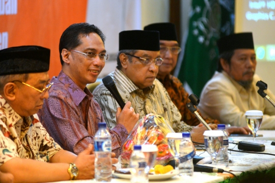 Semen Indonesia serahkan bantuan 5.000 sak ke PBNU