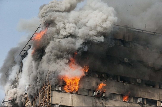 Kebakaran robohkan gedung di Iran, 30 petugas damkar tewas