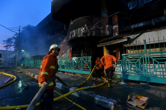 Pantang pulang sebelum padam, 36 jam bertarung dengan si jago merah