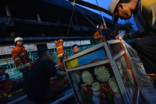 Pantang pulang sebelum padam, 36 jam bertarung dengan si jago merah