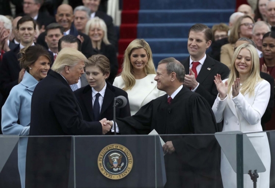 Euforia pelantikan Donald Trump sebagai presiden baru AS