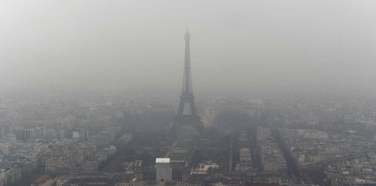 Parahnya polusi udara selimuti Paris