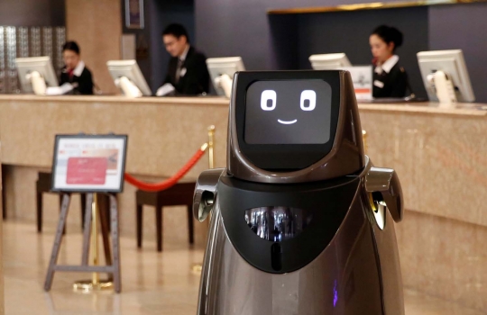 Canggih, hotel ini jadikan robot sebagai pelayan