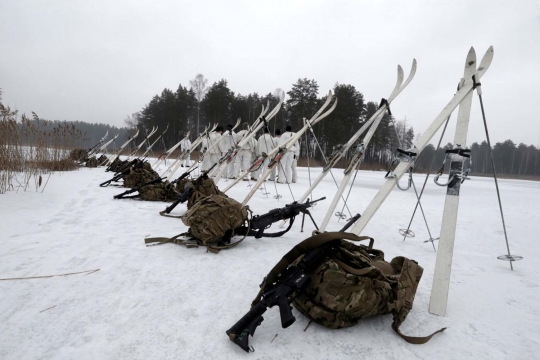 Begini ekstremnya latihan bertahan hidup tentara AS