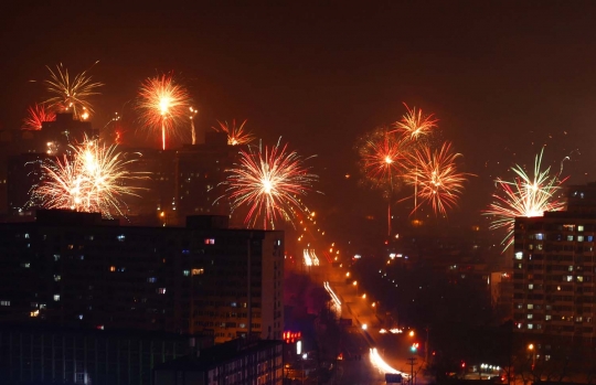 Kemeriahan pesta kembang api sambut Imlek di China