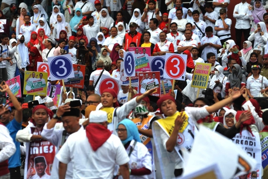 Semarak kampanye akbar Anies-Sandi bersama PKS