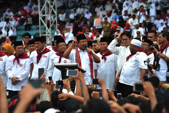 Hadiri kampanye akbar Anies-Sandi, Prabowo kobar semangat pendukung