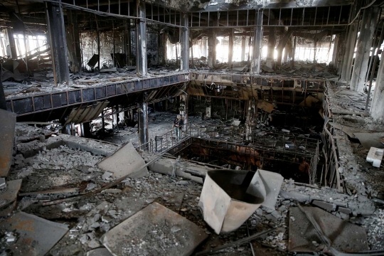 Kondisi kehancuran Universitas Mosul yang hangus dibakar ISIS