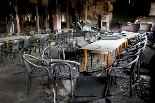Kondisi kehancuran Universitas Mosul yang hangus dibakar ISIS