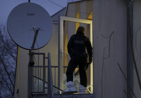Operasi anti-ISIS, polisi Jerman gerebek puluhan masjid