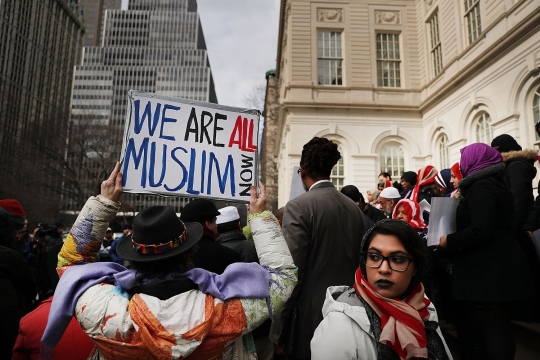 Hari Hijab Sedunia, puluhan wanita New York berkerudung bendera AS