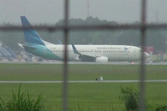 Kondisi pesawat Garuda usai tergelincir di Bandara Adisutjipto