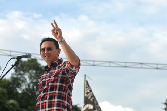 Aksi Slank dan artis pendukung Ahok-Djarot gebrak 'Konser Gue 2'