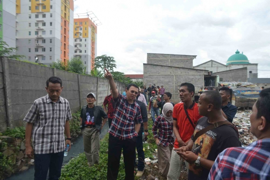 Kampanye ke Kampung Pengarengan, Ahok dengarkan keluhan wong cilik