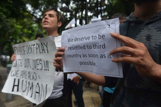 Aksi pencari suaka geruduk Kantor UNHCR