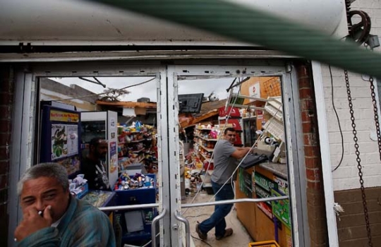 Porak-poranda Lousiana dihantam tornado